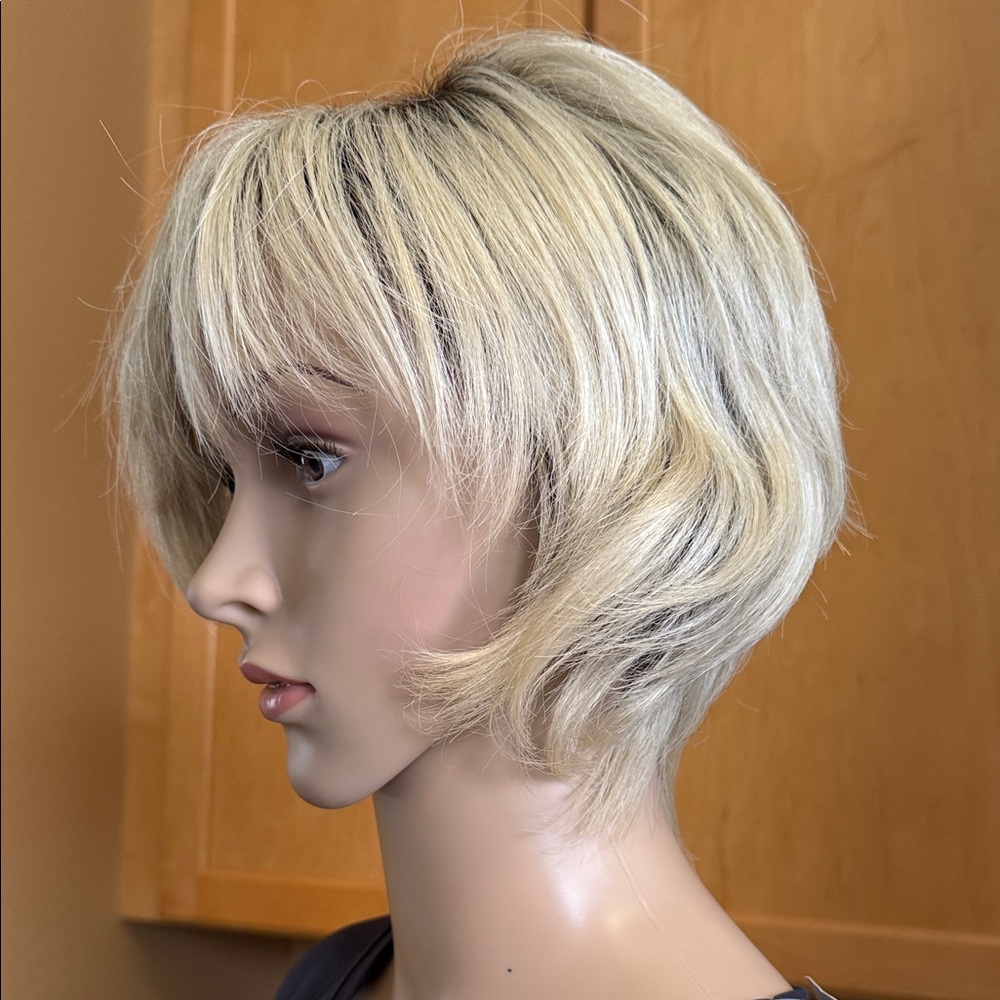 Noriko Sky Wig  1649 Elegant Light Blonde Wig Champagne Color - Picture 2 of 11